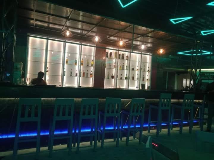 Hotel Grand Surya Kodarma Extérieur photo