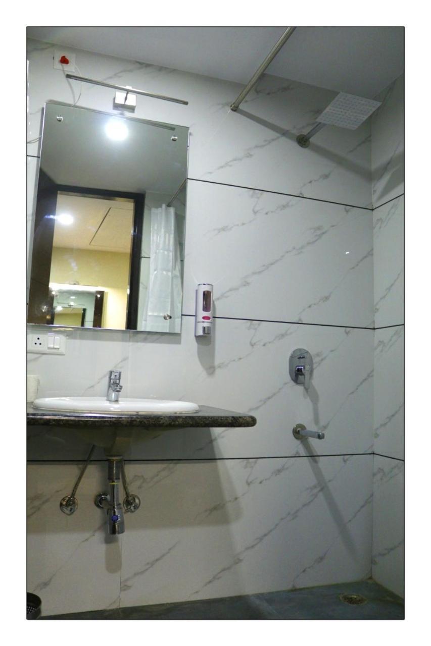 Hotel Grand Surya Kodarma Extérieur photo
