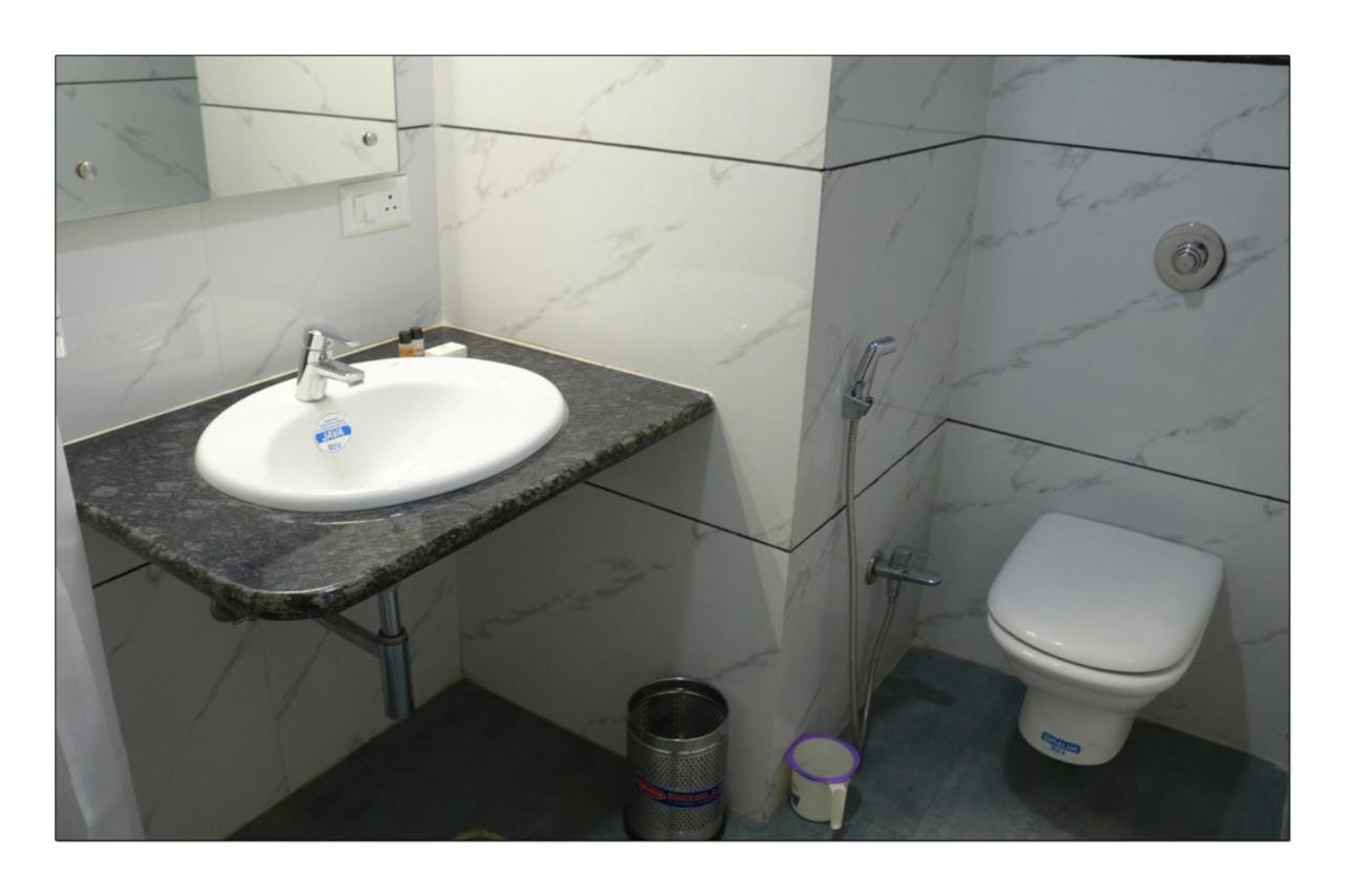 Hotel Grand Surya Kodarma Extérieur photo